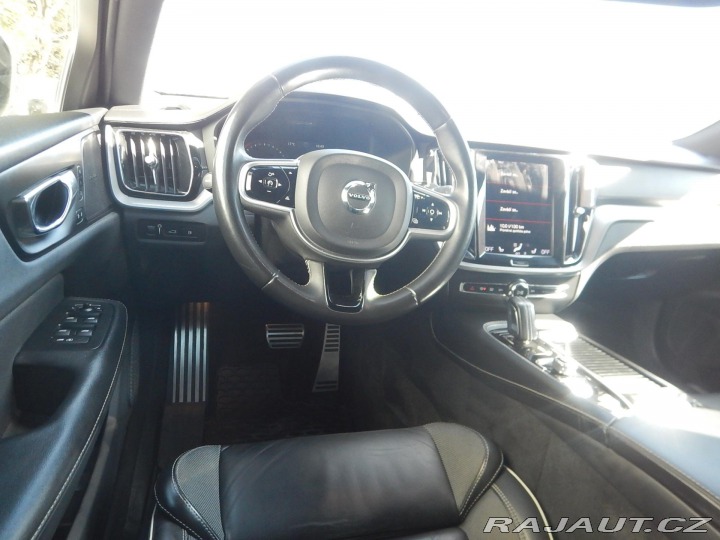 Volvo V60 T8 POLESTAR ENGINEERED 2020