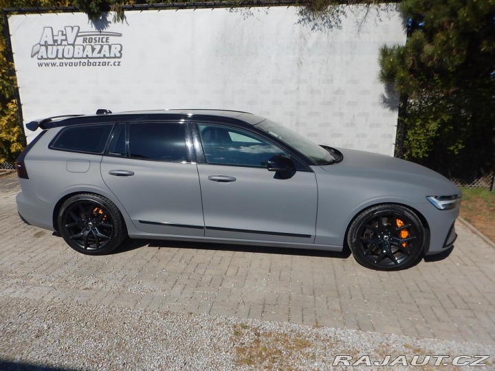 Volvo V60 T8 POLESTAR ENGINEERED 2020