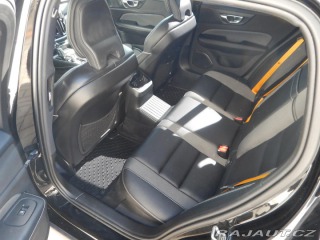 Volvo V60 T8 POLESTAR ENGINEERED 2020