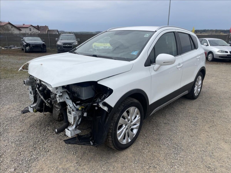 Suzuki SX4 S-Cross 3,0 DDiS 88kw 4x4 havarov
