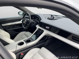 Porsche Taycan Turbo 2020