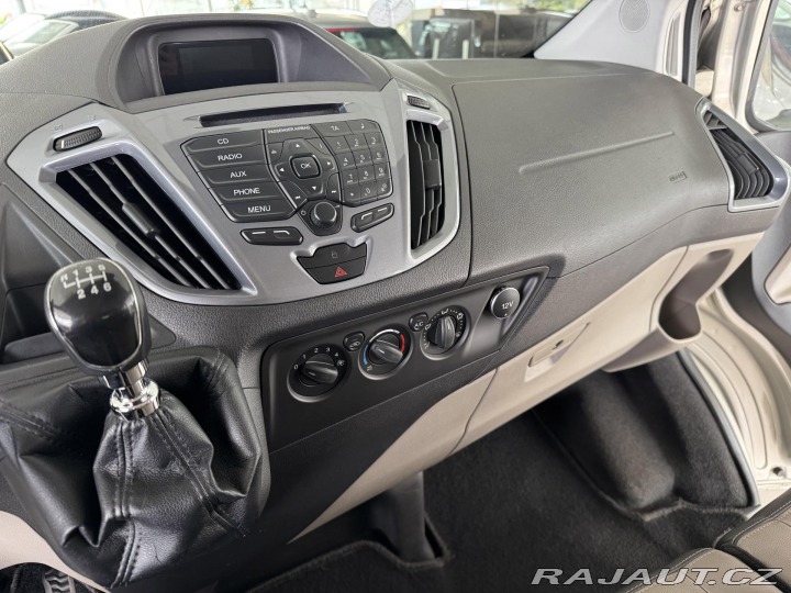 Ford Tourneo Custom 2,2TDCi L2*TITANIUM*REZER 2014
