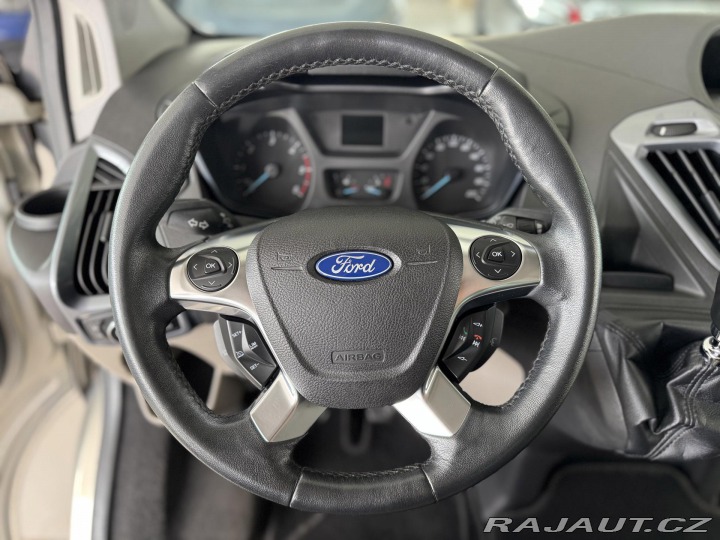 Ford Tourneo Custom 2,2TDCi L2*TITANIUM*Kůže* 2014