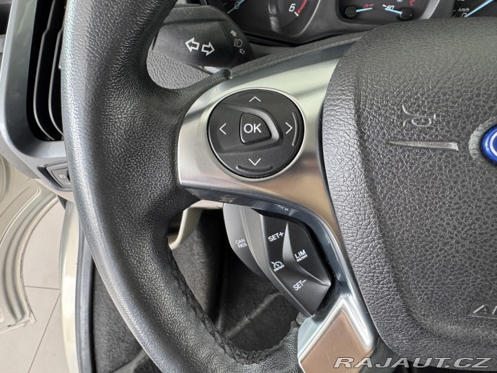 Ford Tourneo Custom 2,2TDCi L2*TITANIUM*REZER 2014