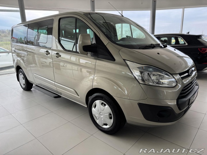 Ford Tourneo Custom 2,2TDCi L2*TITANIUM*Kůže* 2014