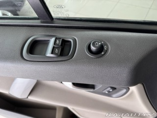 Ford Tourneo Custom 2,2TDCi L2*TITANIUM*Kůže* 2014