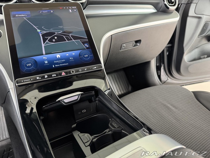 Mercedes-Benz C 300eT*230kW*Avantg*Tažné* 2022