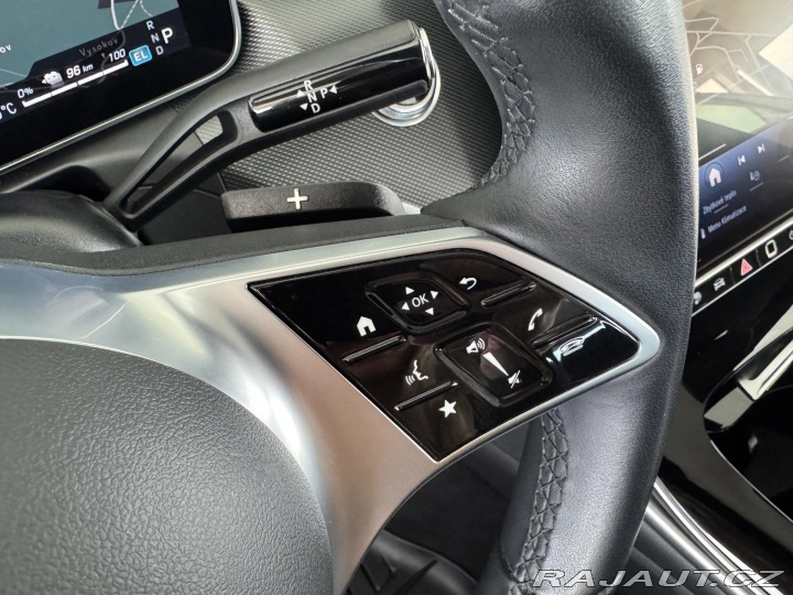 Mercedes-Benz C 300eT*230kW*Avantg*REZERV 2022