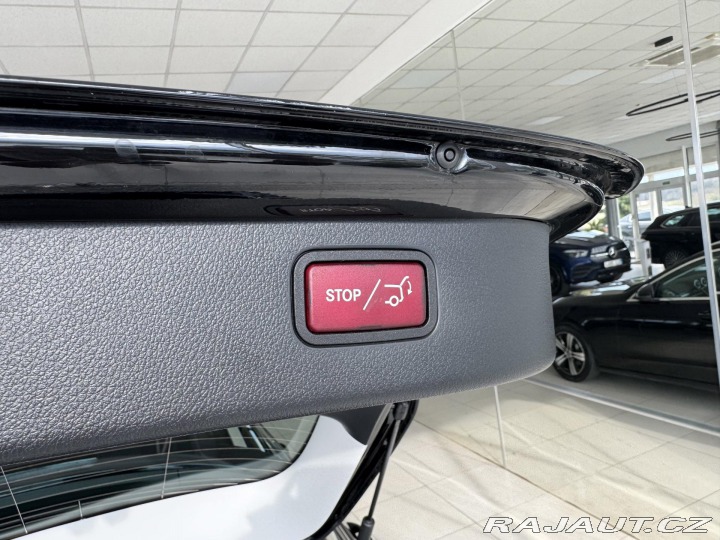 Mercedes-Benz C 300eT*230kW*Avantg*REZERV 2022