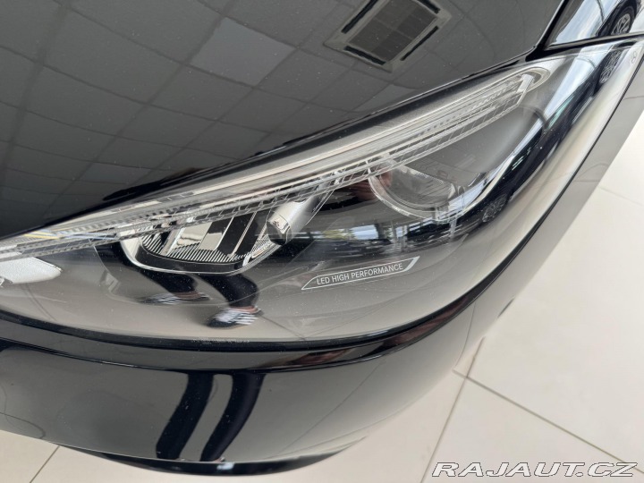 Mercedes-Benz C 300eT*230kW*Avantg*Tažné* 2022