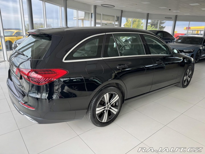 Mercedes-Benz C 300eT*230kW*Avantg*REZERV 2022