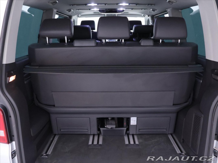 Volkswagen Multivan 2,0 TDI DSG 4M CZ Highlin 2013