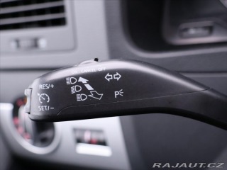 Volkswagen Multivan 2,0 TDI DSG 4M CZ Highlin 2013