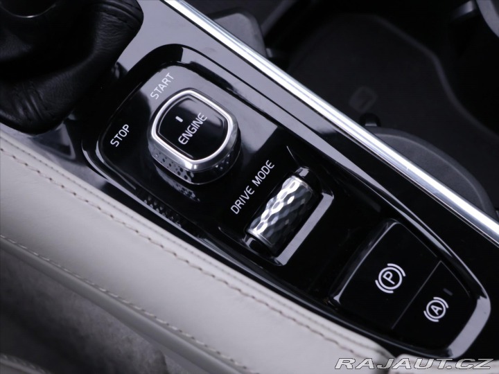 Volvo XC90 2,0 D5 165kW AWD Inscript 2016