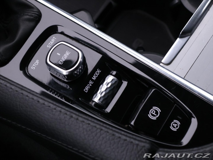 Volvo XC90 2,0 D4 140kW CZ LED Momen 2016