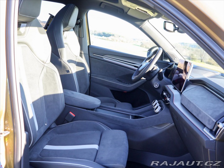 Škoda Ostatní modely 2,0 TDI DSG 4x4 Sportline 2025