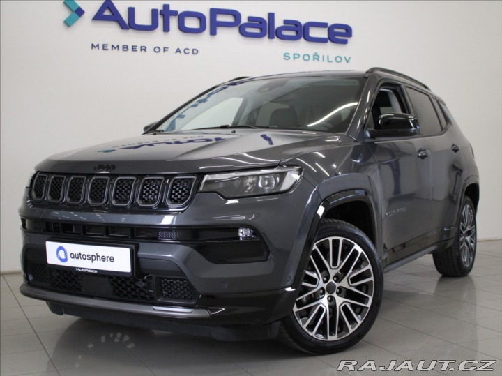 Jeep Compass 1,5 T. Hybrid Summit Výpr 2025