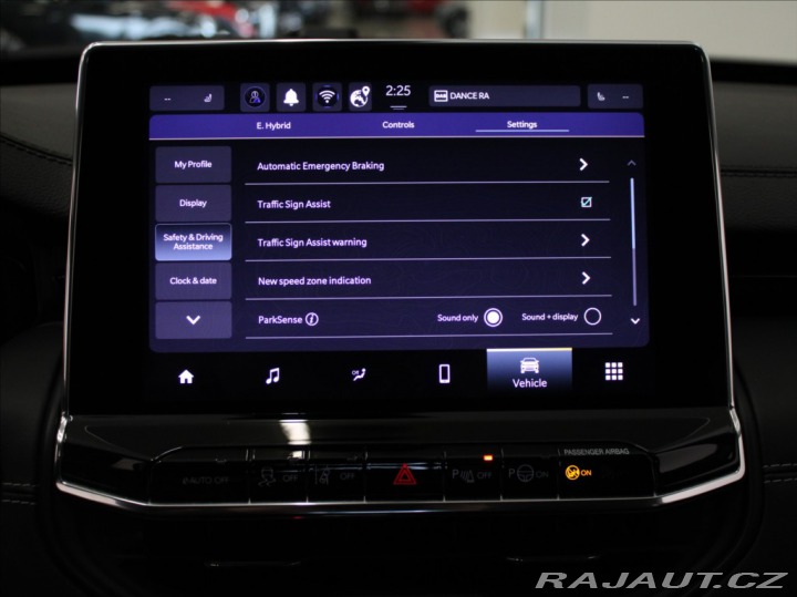 Jeep Compass 1,5 T. Hybrid Summit Výpr 2025