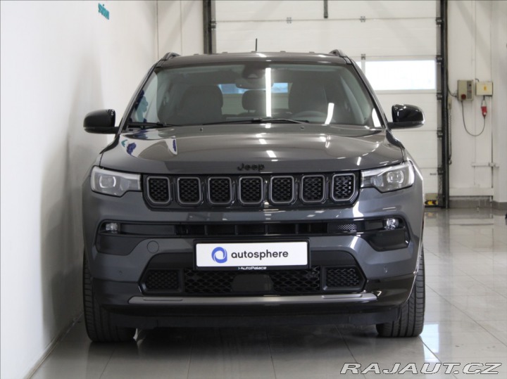 Jeep Compass 1,5 T. Hybrid Summit Výpr 2025