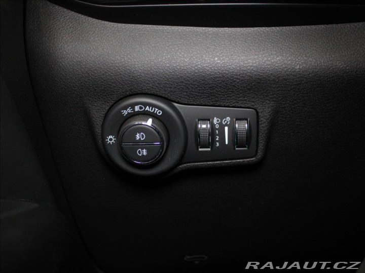 Jeep Compass 1,5 T. Hybrid Summit Výpr 2025
