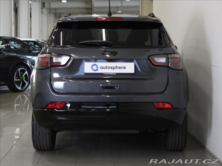 Jeep Compass 1,5 T. Hybrid Summit Výpr 2025