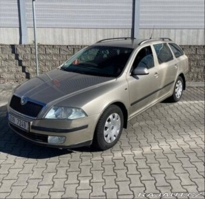 Škoda Octavia 1,4 TSI (90kw) stříbrné 2012