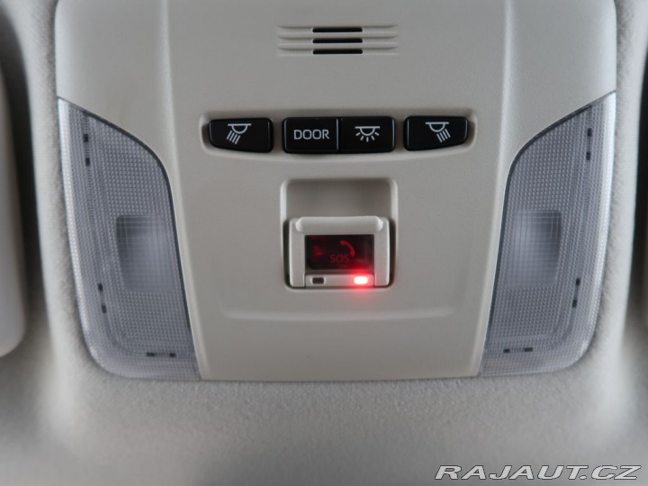 Toyota Corolla 1.5VVT-i,CZ,1Maj,Comfort 2023