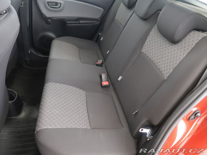 Toyota Yaris 1.33VVT-i,CZ,Active Desig 2014