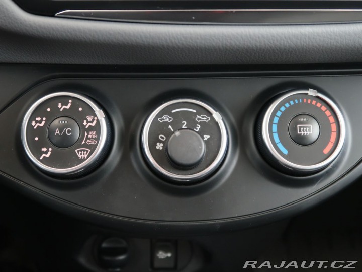 Toyota Yaris 1.33VVT-i,CZ,Active Desig 2014