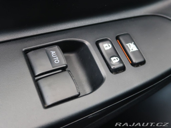 Toyota Yaris 1.33VVT-i,CZ,Active Desig 2014