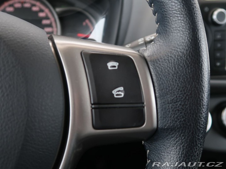 Toyota Yaris 1.33VVT-i,CZ,Active Desig 2014