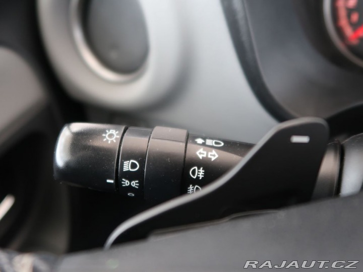 Toyota Yaris 1.33VVT-i,CZ,Active Desig 2014