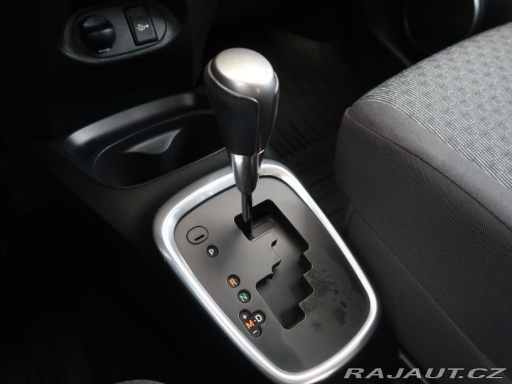 Toyota Yaris 1.33VVT-i,CZ,Active Desig 2014