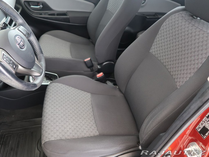 Toyota Yaris 1.33VVT-i,CZ,Active Desig 2014