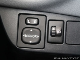 Toyota Yaris 1.33VVT-i,CZ,Active Desig 2014