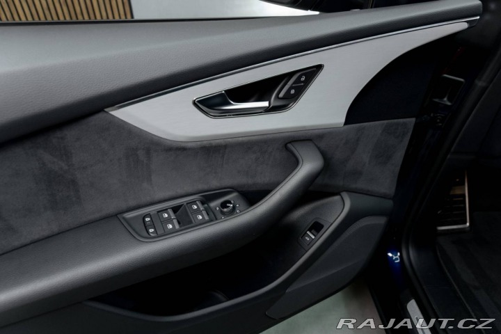 Audi Q8 55 TFSI mHEV quattro tip 2023