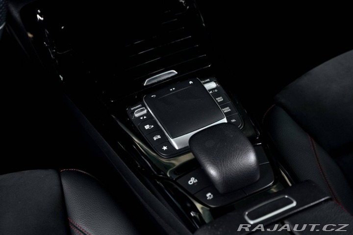 Mercedes-Benz CLA Shooting Brake  AMG 45 28 2021