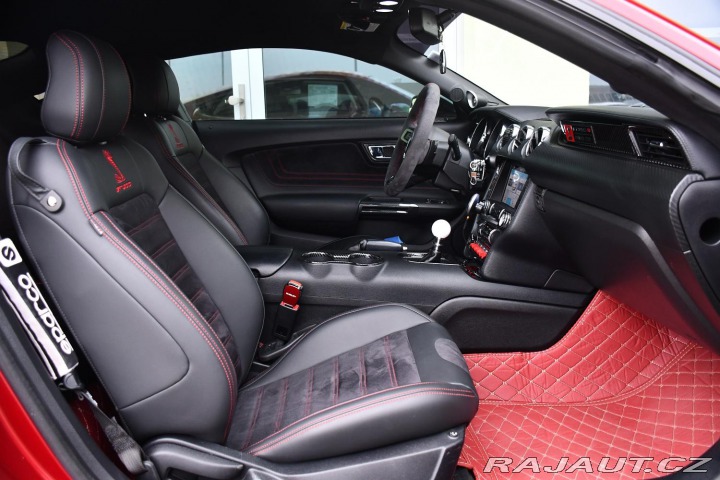 Ford Mustang 3.7V6 Rezervace 2017