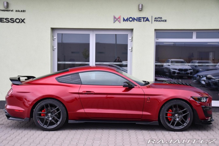 Ford Mustang 3.7V6 Rezervace 2017
