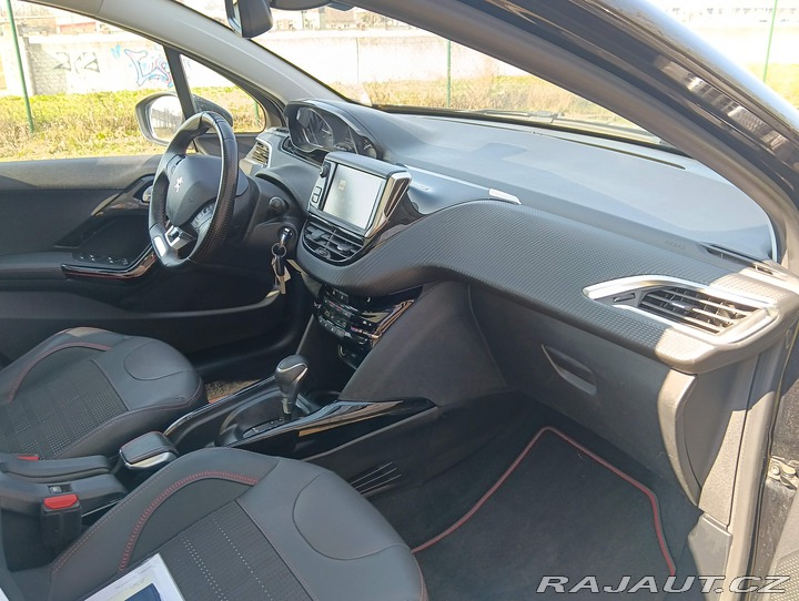 Peugeot 2008 1.2/81 kW,GT-line,automat 2018