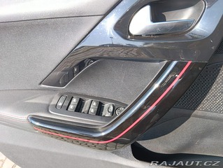 Peugeot 2008 1.2/81 kW,GT-line,automat 2018