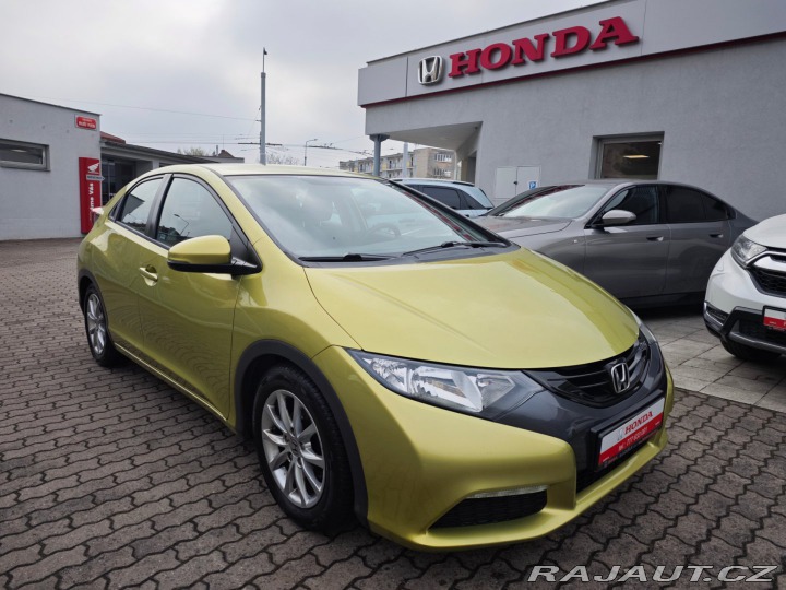 Honda Civic 1.4 i-VTEC Comfort nové Č 2012