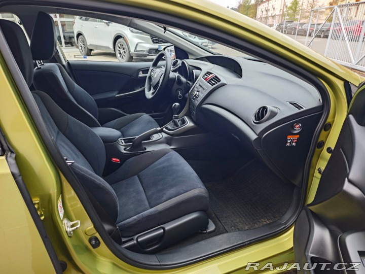Honda Civic 1.4 i-VTEC Comfort nové Č 2012