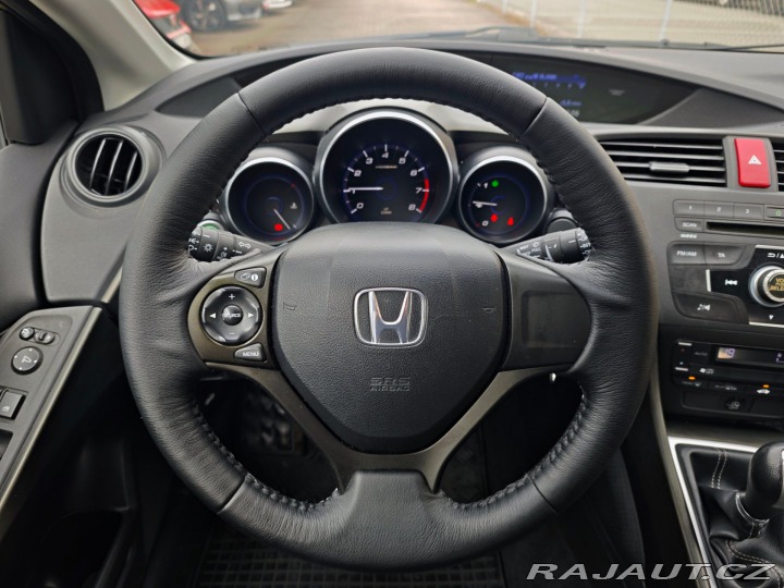 Honda Civic 1.4 i-VTEC Comfort nové Č 2012