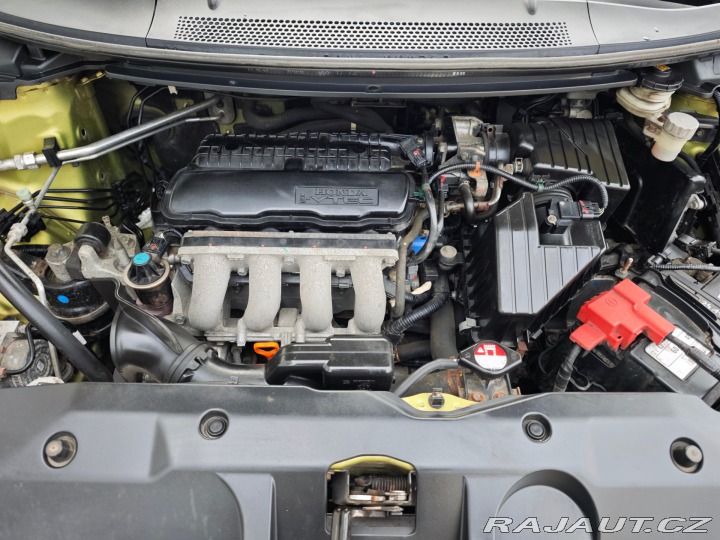 Honda Civic 1.4 i-VTEC Comfort nové Č 2012