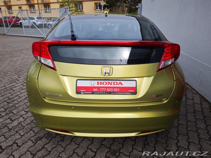 Honda Civic 1.4 i-VTEC Comfort nové Č 2012