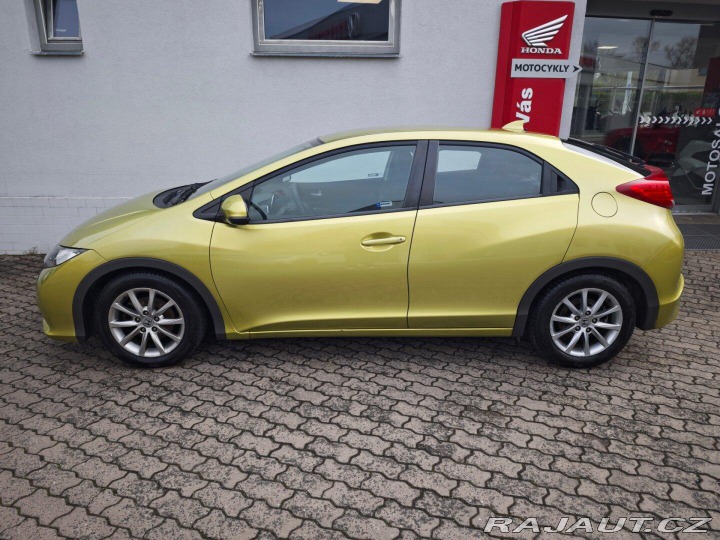 Honda Civic 1.4 i-VTEC Comfort nové Č 2012