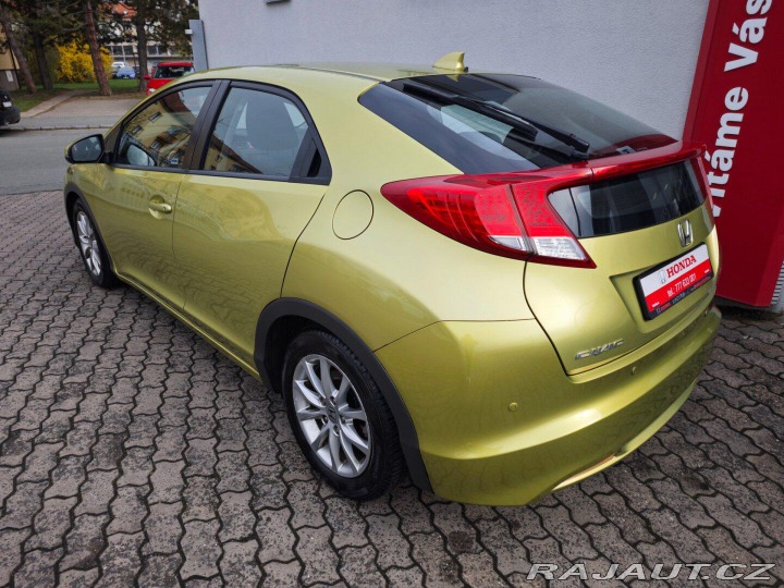 Honda Civic 1.4 i-VTEC Comfort nové Č 2012