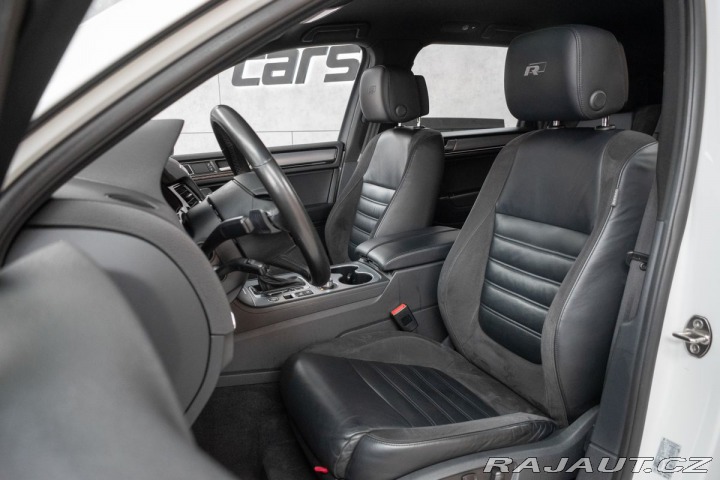 Volkswagen Touareg 3.0TDI R-LINE*2xKOLA*VZDU 2016