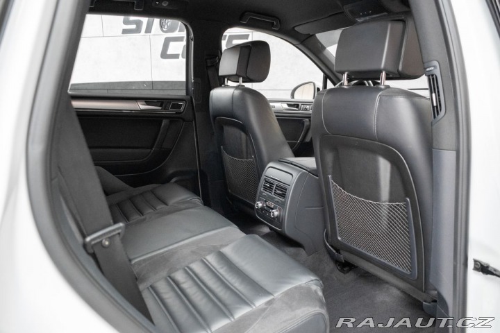 Volkswagen Touareg 3.0TDI R-LINE*2xKOLA*VZDU 2016